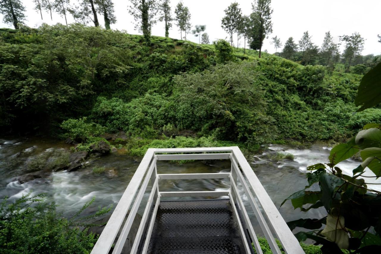 Iron Bridge Cove Villa Meppadi ภายนอก รูปภาพ