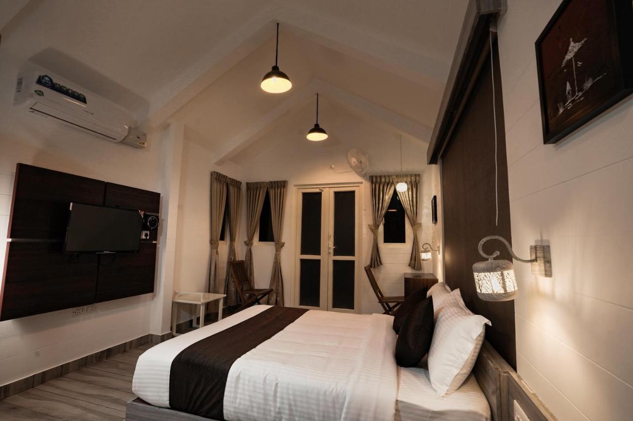 Iron Bridge Cove Villa Meppadi ภายนอก รูปภาพ